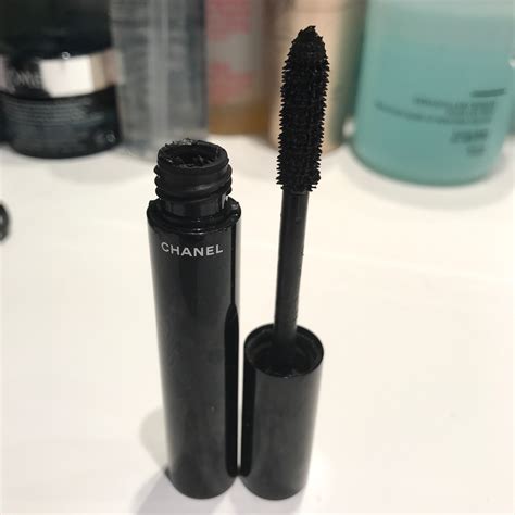 chanel dimensions de chanel review|chanel le volume mascara review.